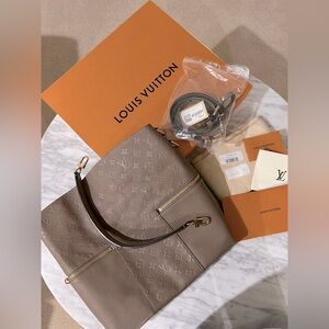 LOUIS VUITTON Empreinte Melie Taupe Glace